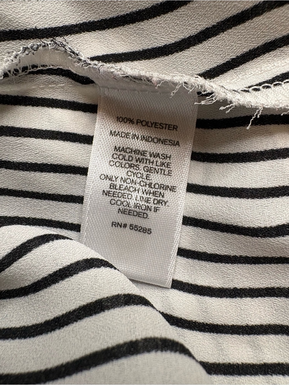 Express Black & White Striped Button-Down Blouse - Picture 12 of 12